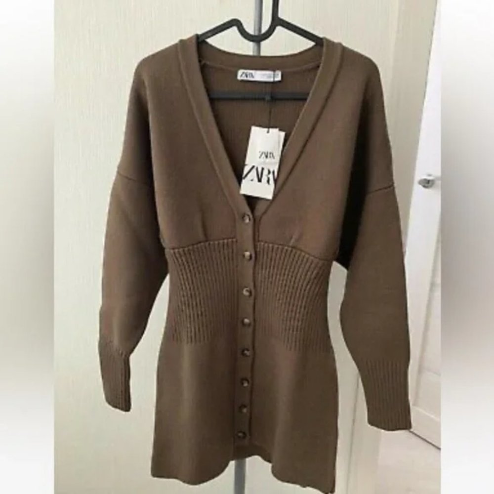 ZARA V-NECK RIBBED CARDIGAN-size S (BNWT)